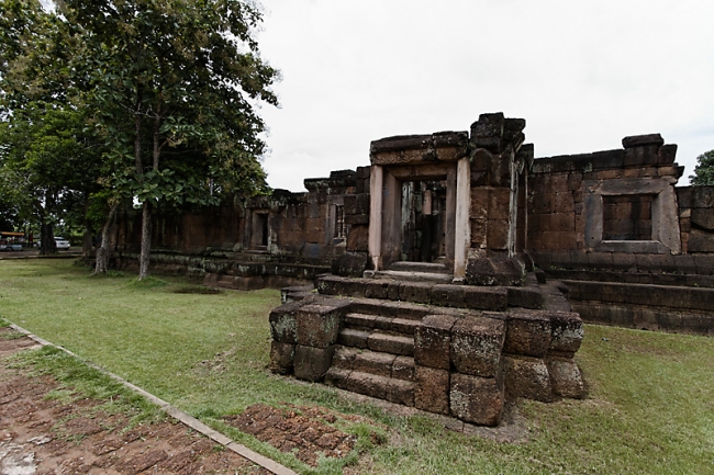 Prasat Sa Kamphaeng Yai-006